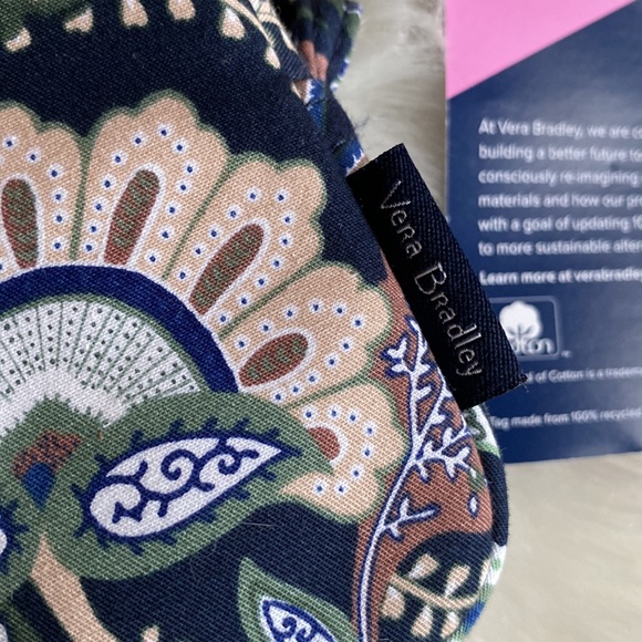 VERA BRADLEY RFID CONVERTIBLE POUCH CROSSBODY “ JAVA NAVY CAMO “ - Picture 2 of 4